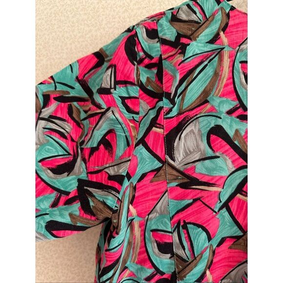 Vintage Giorgio Armani blouse. - Picture 7 of 10